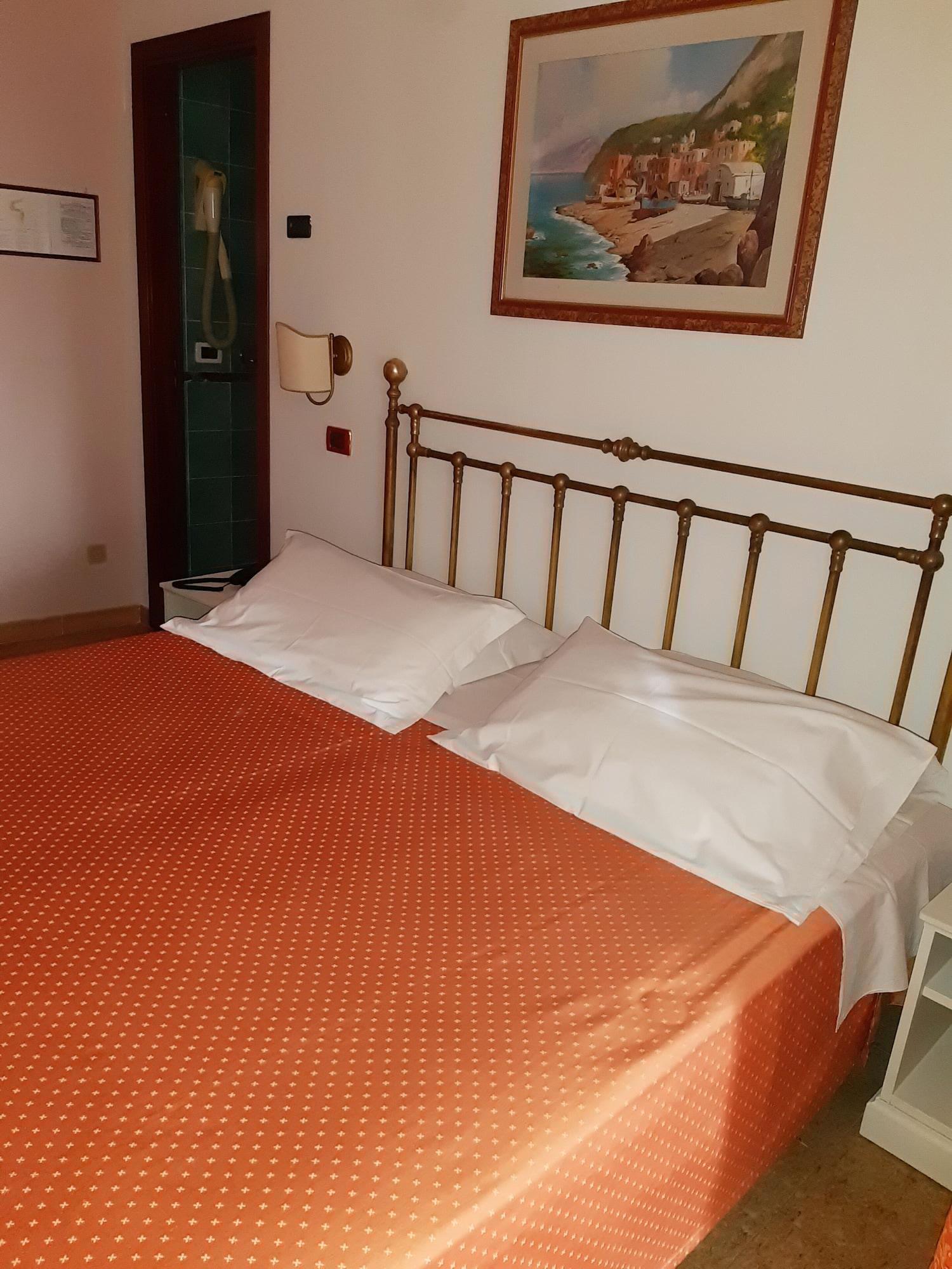 Andromaco Palace Hotel ตาออร์มินา ภายนอก รูปภาพ